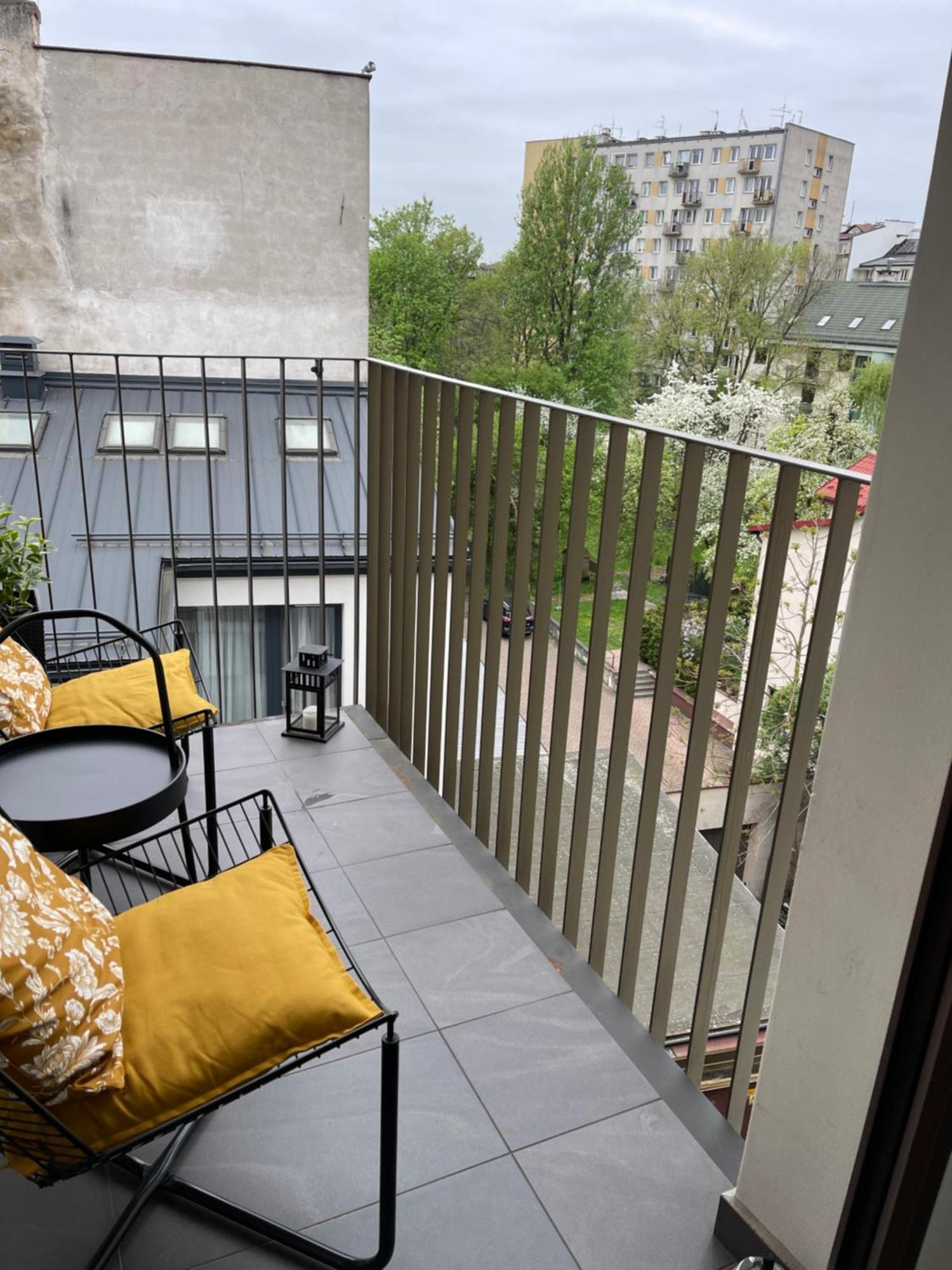 Sunflower Apartment Old Town คราคูฟ ภายนอก รูปภาพ